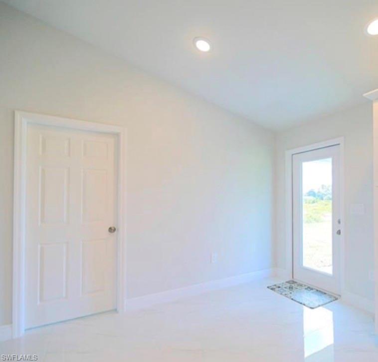 GREENBRIAR - Residential Lease