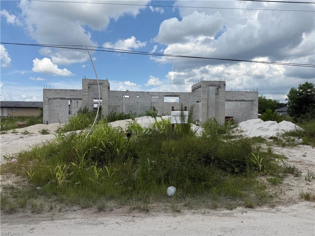 Pre-Construction Investment Opportunity! Take over this partially completed duplex project and bring it to completion. This income-producing property features two 3-bedroom, 2-bathroom units, each with a 1-car garage. Construction has already begun, providing an excellent opportunity for investors or builders to save time and complete the project to their specifications.
Building permits are in place, and the approved floor plans and a detailed construction cost breakdown are available upon request. Whether you're looking to add a quality rental property to your portfolio or build for resale, this is a fantastic opportunity with significant potential.
Don't miss your chance to complete this promising duplex investment in a growing area!