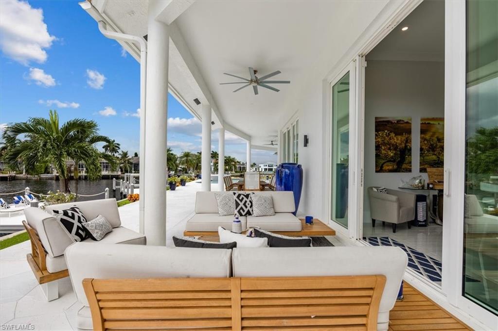 MARCO BEACH - Residential