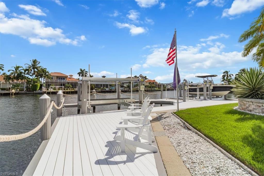 MARCO BEACH - Residential