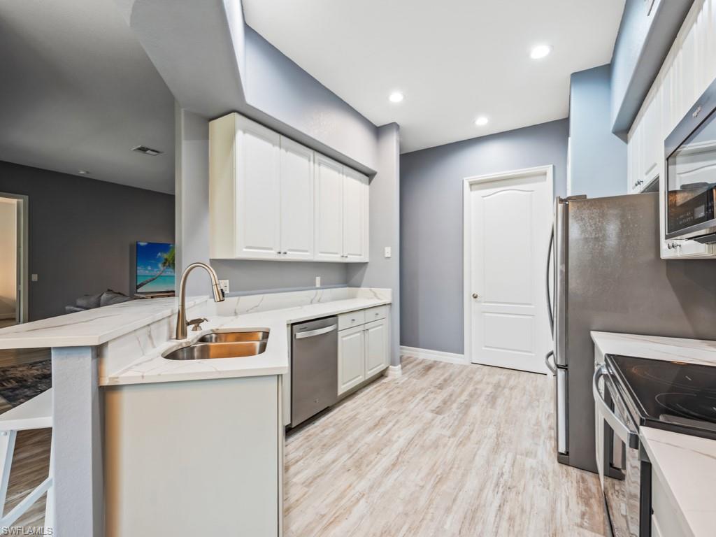 JONATHANS BAY - Residential Lease