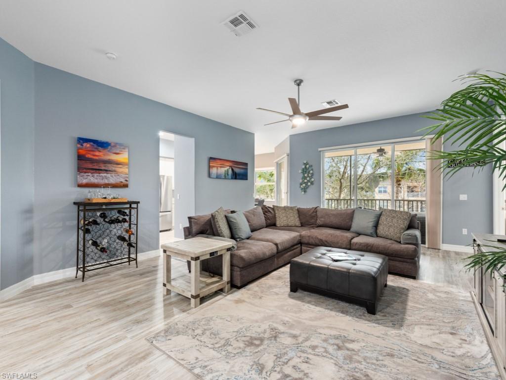 JONATHANS BAY - Residential Lease