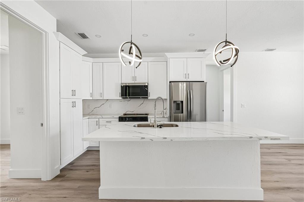 PORT CHARLOTTE - Residential