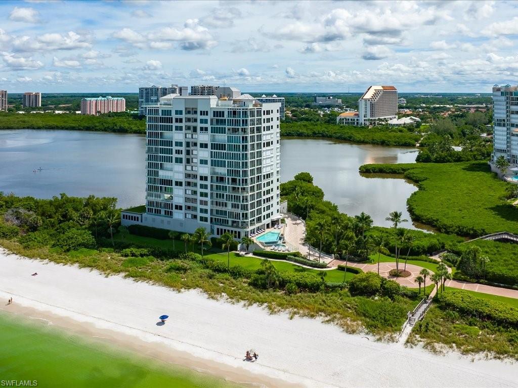 SEAPOINT AT NAPLES CAY - Residential