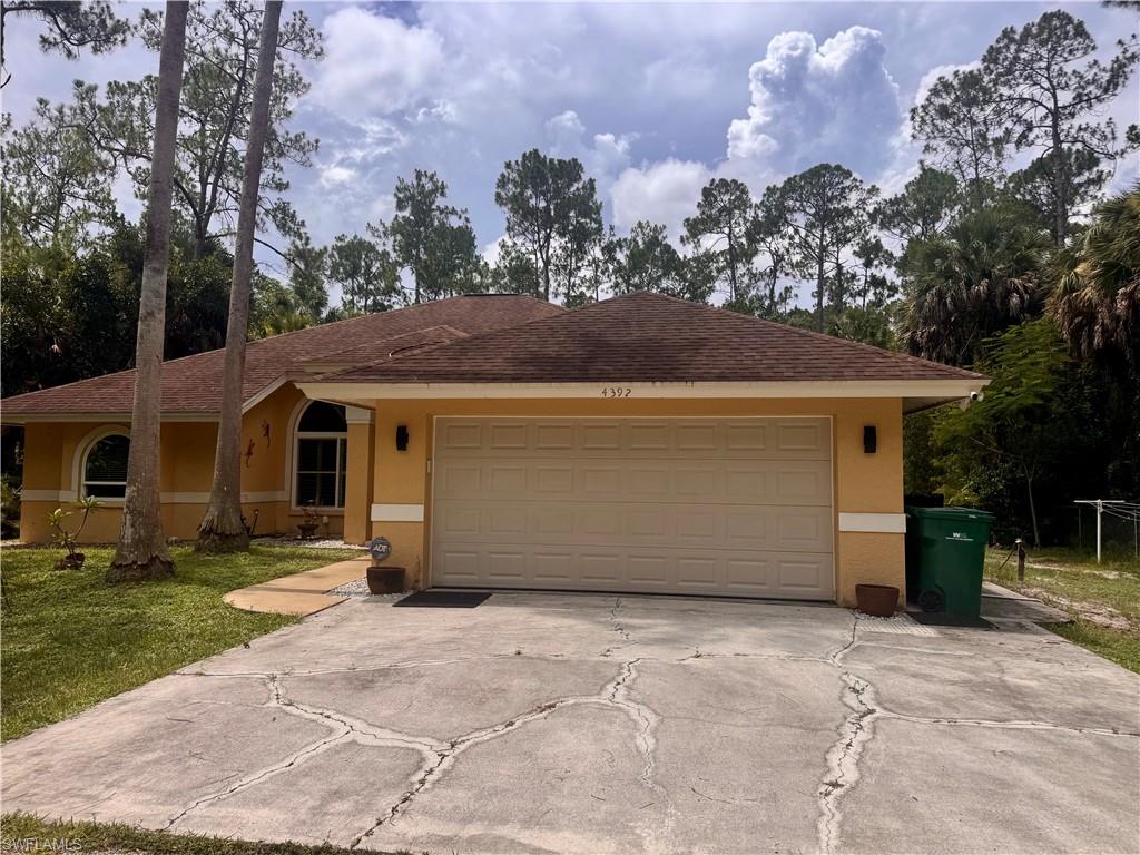 GOLDEN GATE ESTATES - Residential