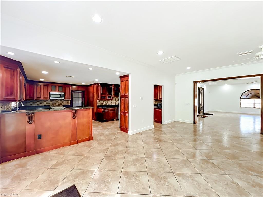 ACREAGE HEADER - Residential