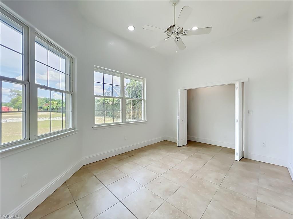 ACREAGE HEADER - Residential