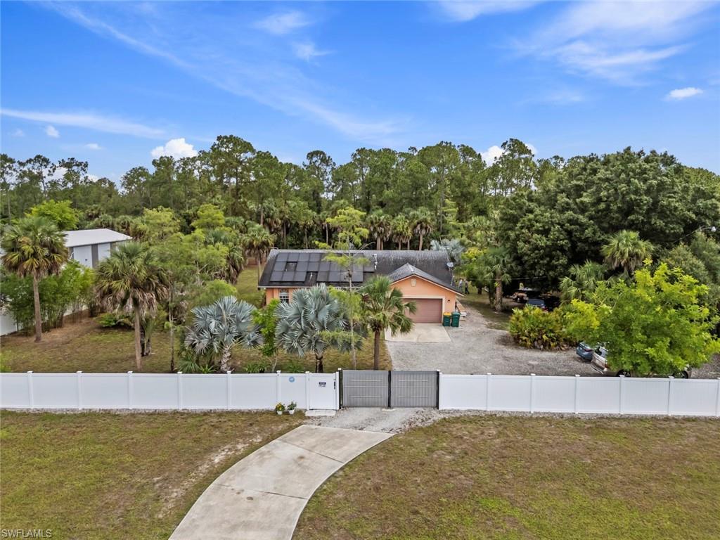 GOLDEN GATE ESTATES - Residential
