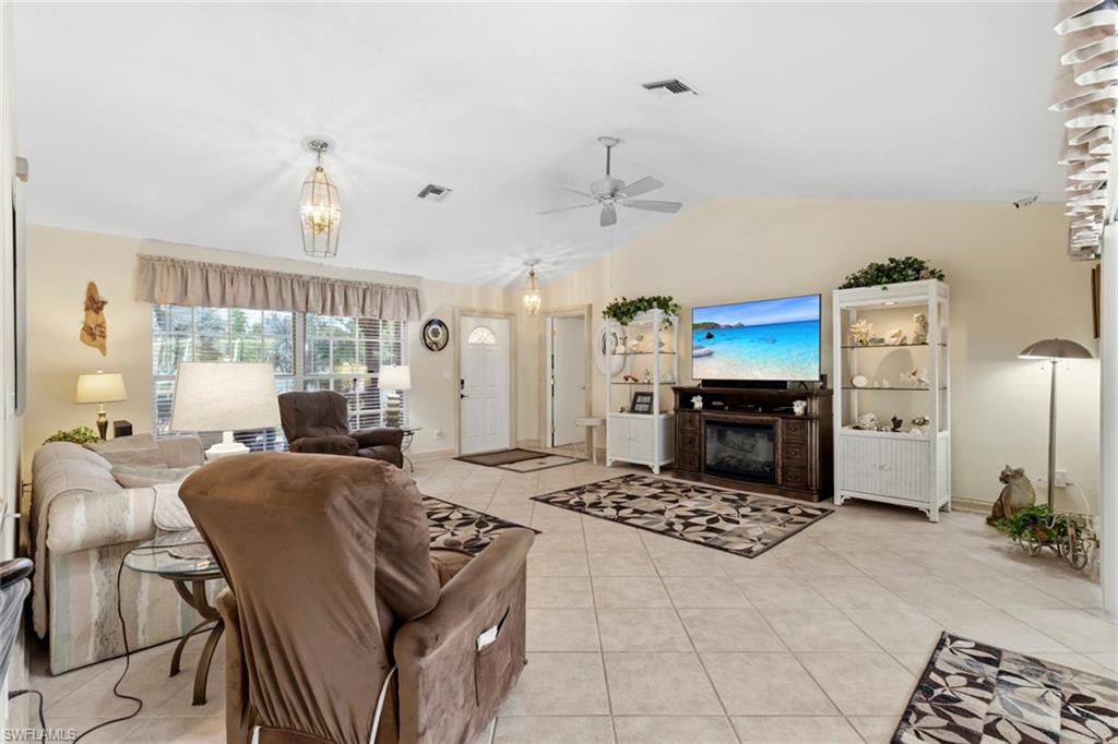 GOLDEN GATE ESTATES - Residential