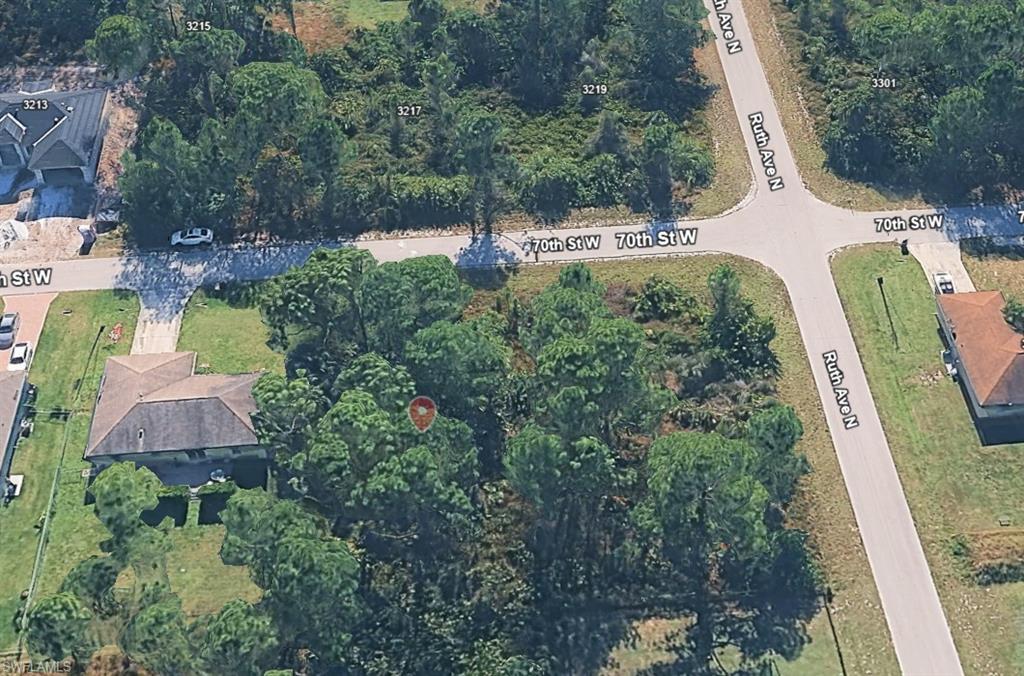 LEHIGH ACRES - Land