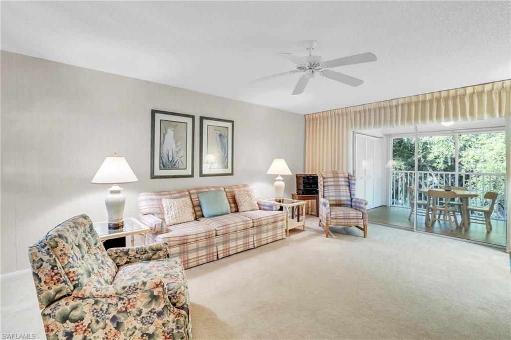 COUNTRY CLUB MANOR - Residential