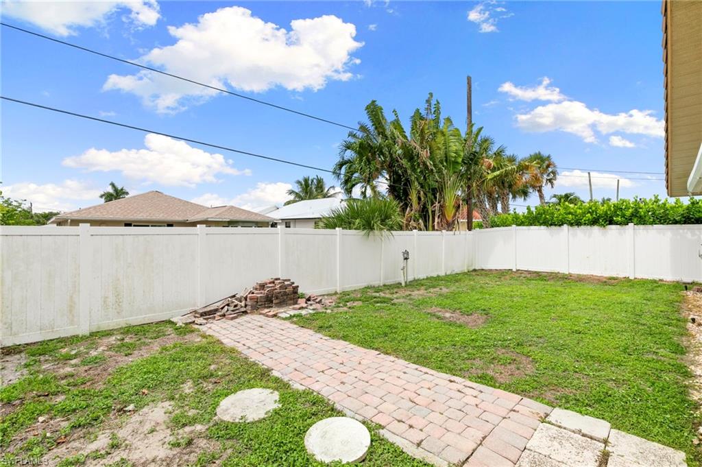 NAPLES PARK - Residential