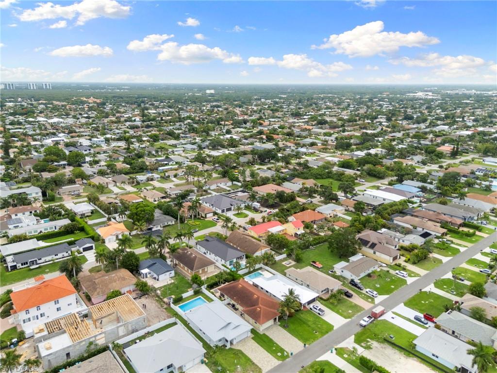 NAPLES PARK - Residential
