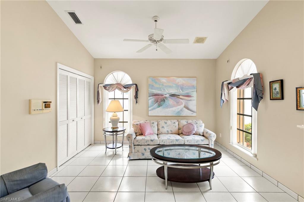 NAPLES PARK - Residential