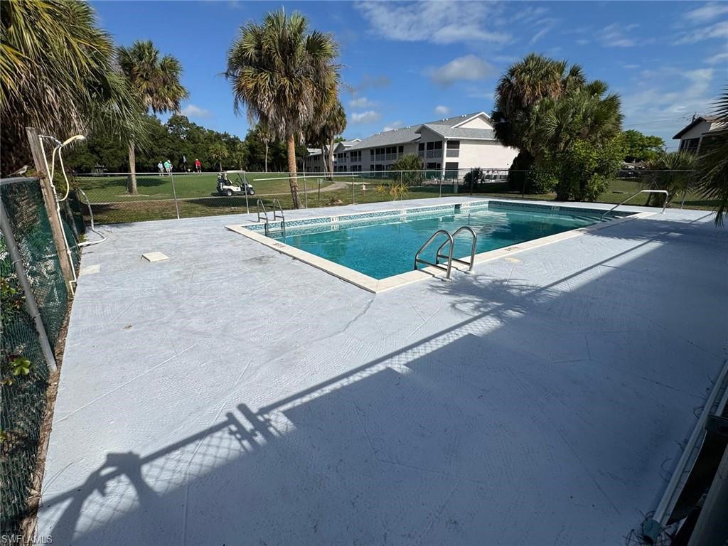 LAKE CAMILLE CONDO - Residential