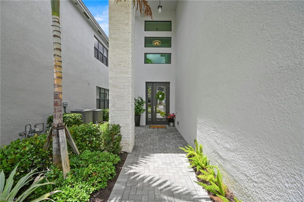 RIVERCREEK IN ESTERO - Residential