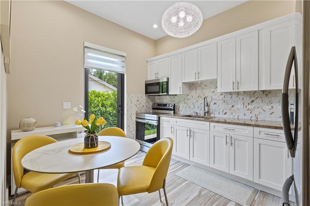 GOLDEN GATE ESTATES - Residential