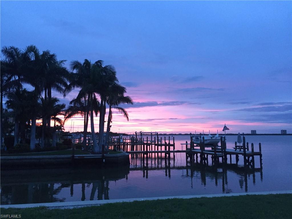ISLAND SHORES - Land