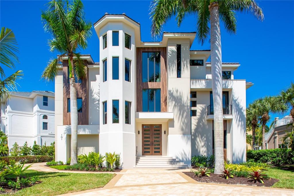 BAREFOOT BEACH - Residential
