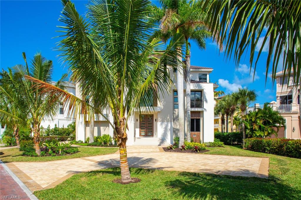 BAREFOOT BEACH - Residential