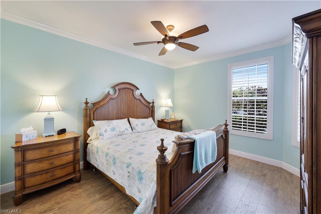 LONGLAKE VILLAGE - Residential
