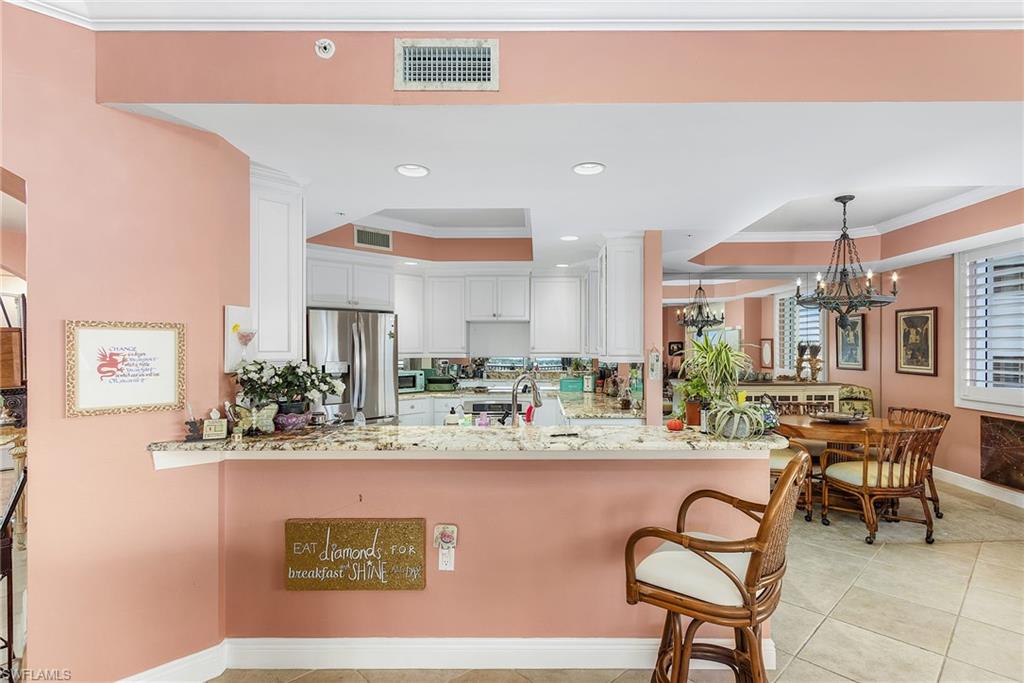 HIGH POINT PLACE - Residential