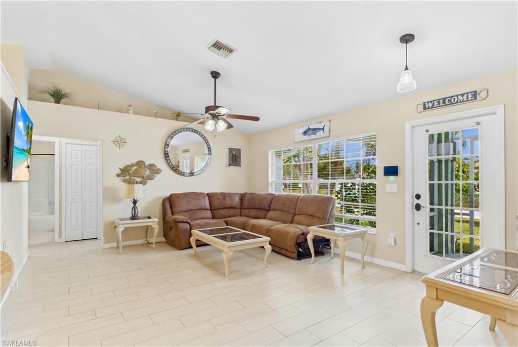 CAPE CORAL - Residential Lease