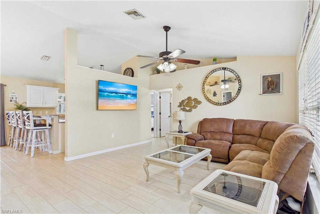 CAPE CORAL - Residential Lease