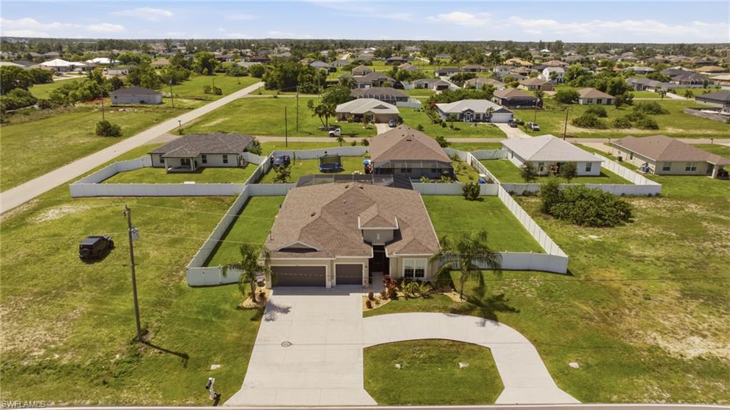 CAPE CORAL - Residential
