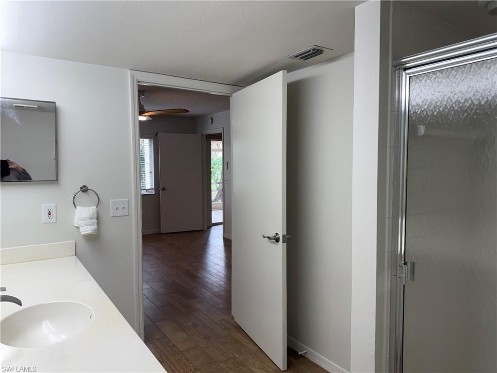 VILLAGES AT EMERALD LAKES - Residential Lease