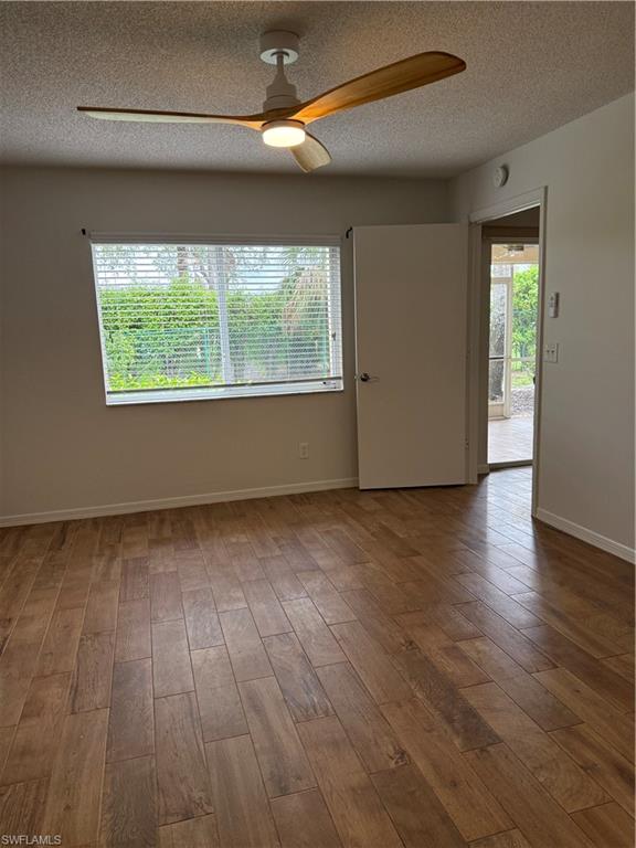 VILLAGES AT EMERALD LAKES - Residential Lease