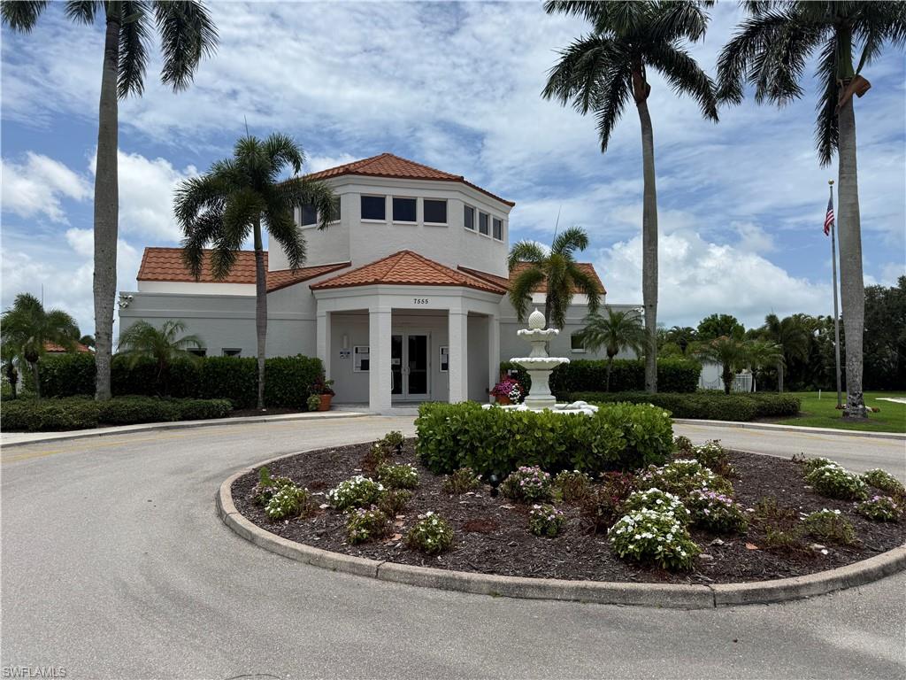 VILLAGES AT EMERALD LAKES - Residential Lease