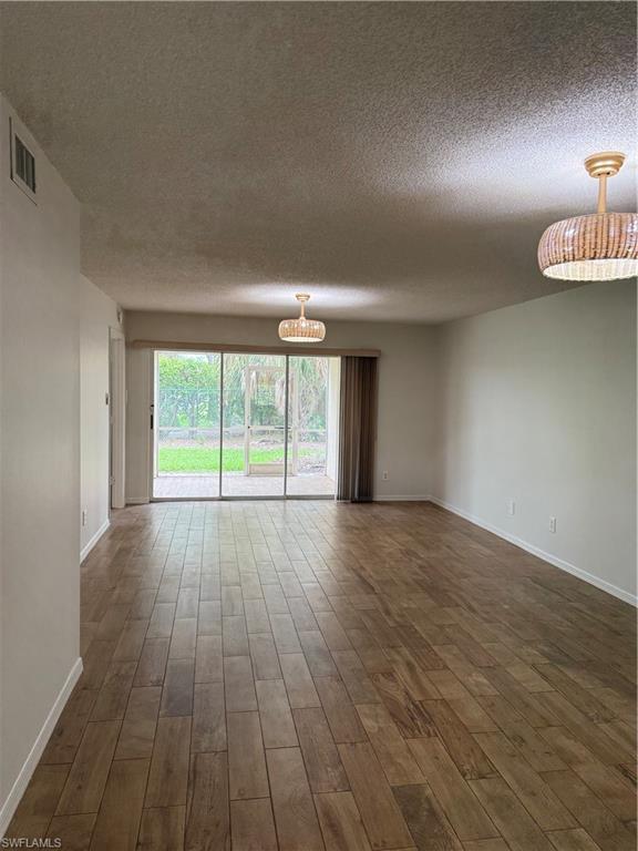 VILLAGES AT EMERALD LAKES - Residential Lease
