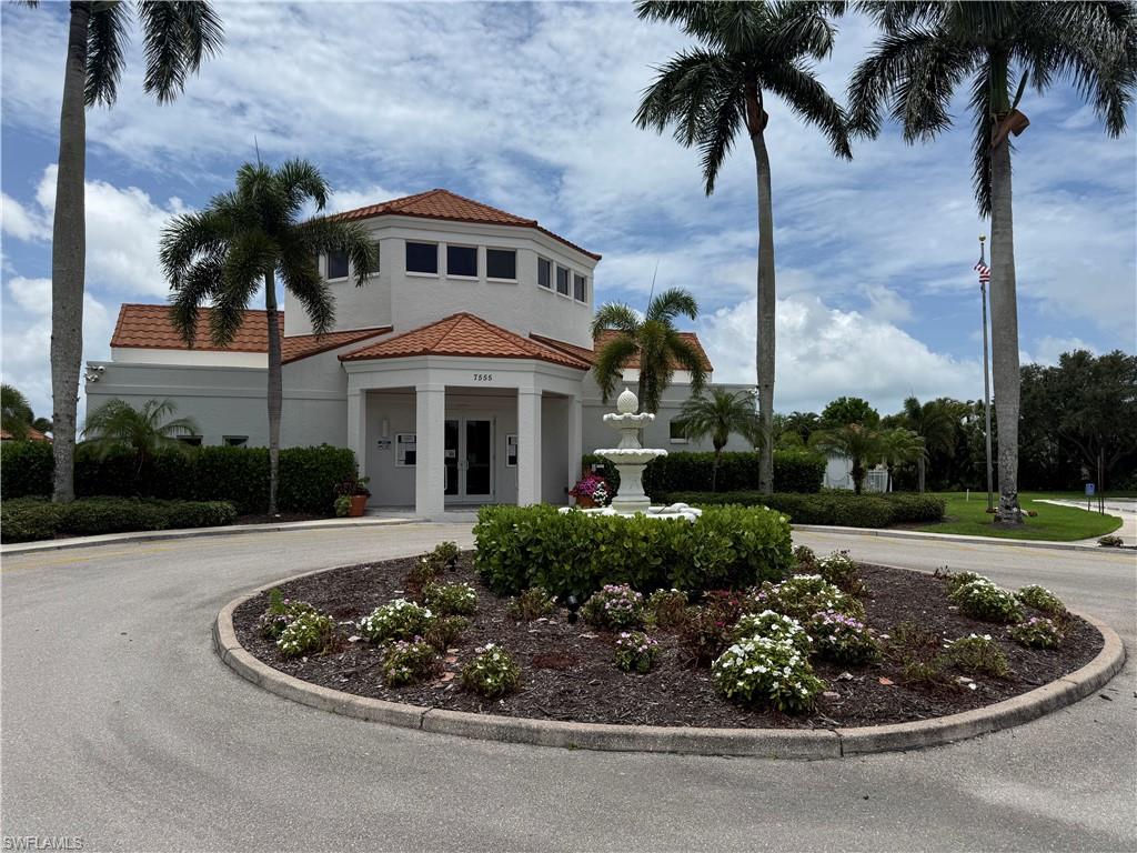 VILLAGES AT EMERALD LAKES - Residential Lease