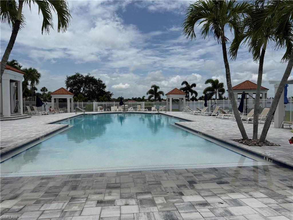 VILLAGES AT EMERALD LAKES - Residential Lease