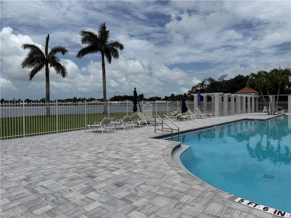 VILLAGES AT EMERALD LAKES - Residential Lease