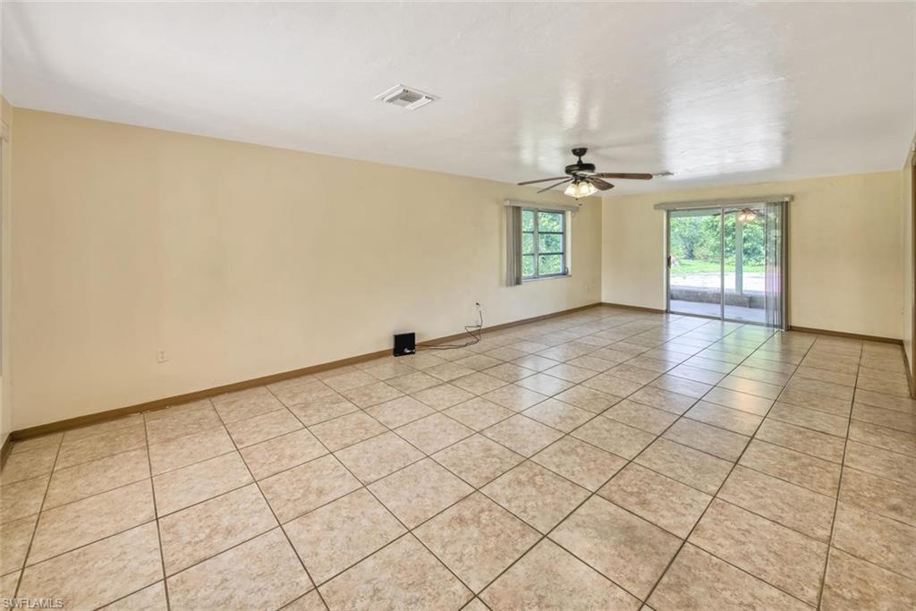PINE RIDGE - Residential