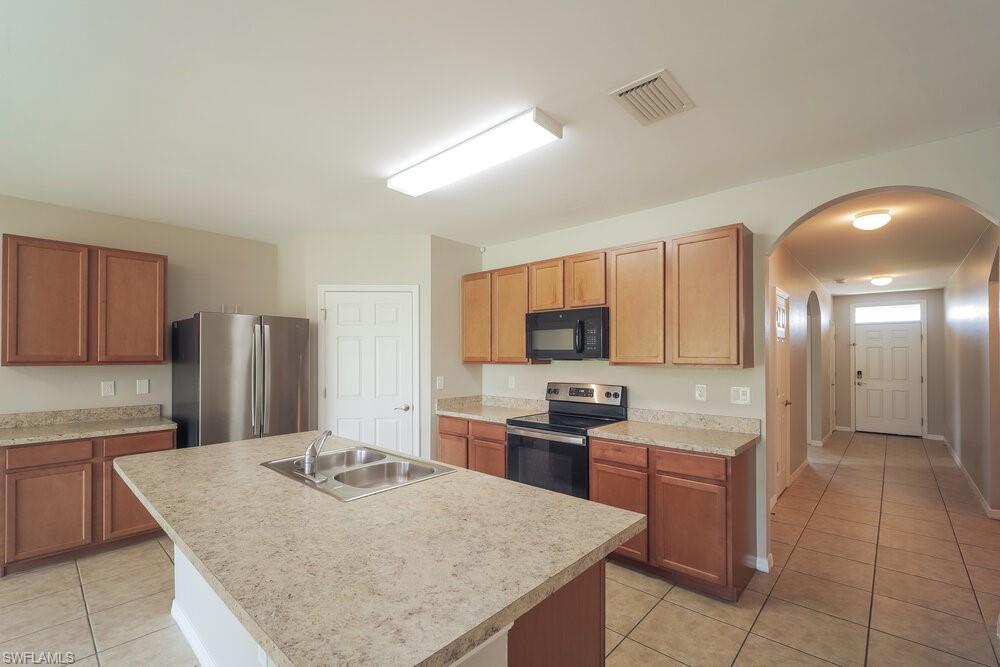 CAPE CORAL - Residential Lease