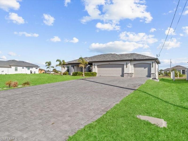CAPE CORAL - Residential
