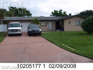 This is a Short Sale subject to existing lender's approval which could result in delays. Great Yacht Club location. 3/2 CBS home across the street from riverview homes.