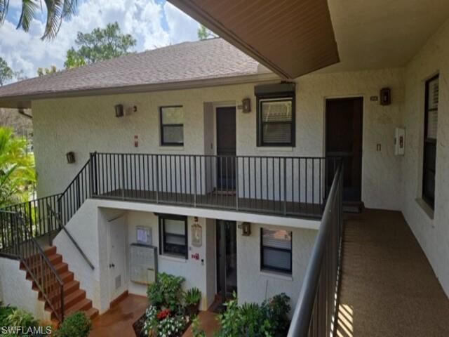 COURTYARD AT KINGS LAKE - Residential