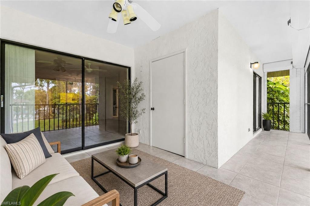 COURTYARD AT KINGS LAKE - Residential