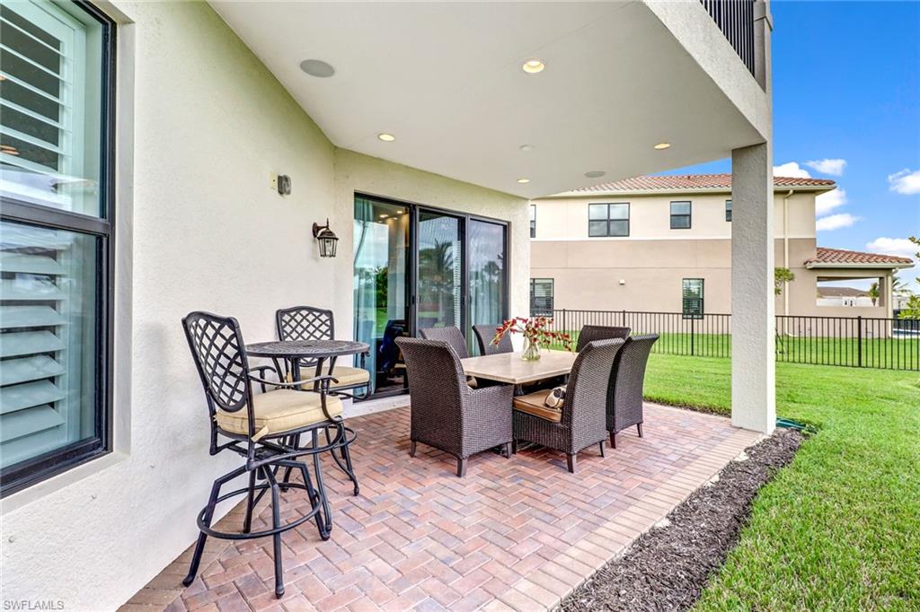 STONECREEK - Residential
