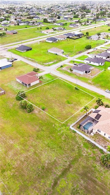 CAPE CORAL - Land