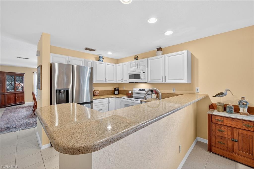 DANFORTH LAKES - Residential