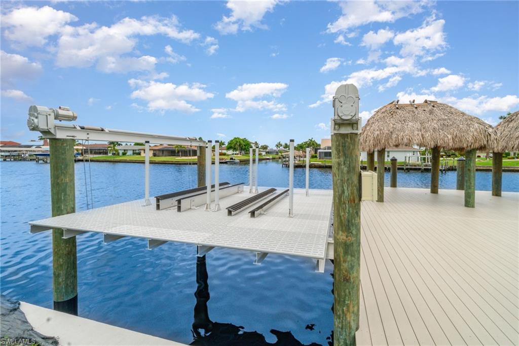 CAPE CORAL - Land