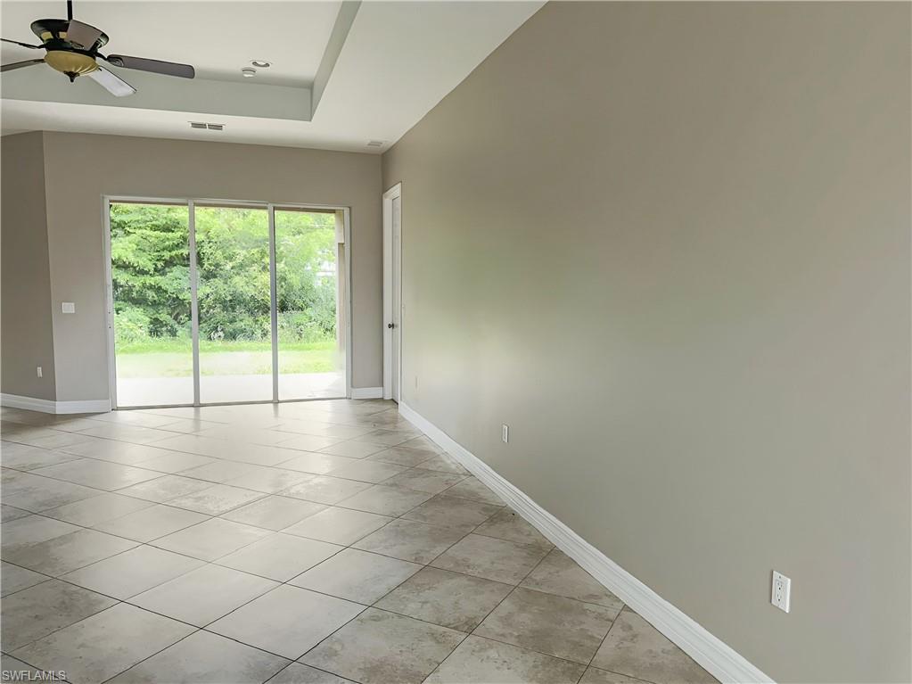 SWAN LAKE SOUTH - Residential