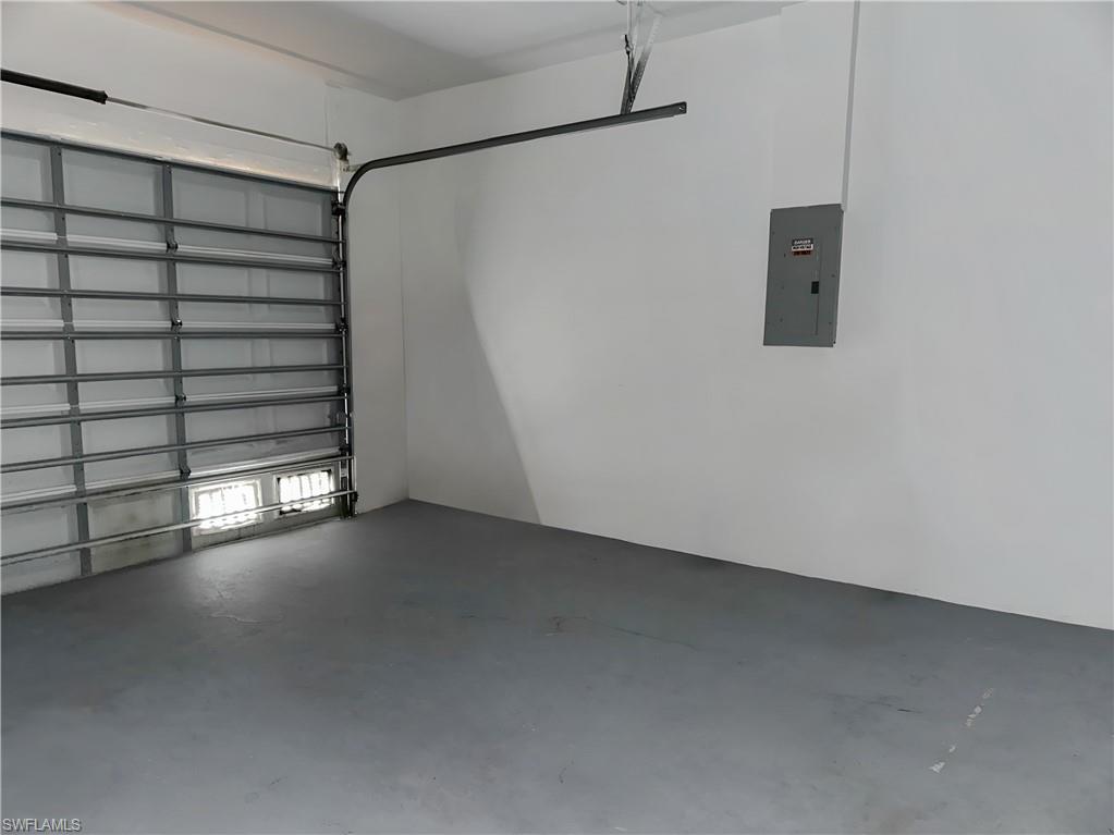 SWAN LAKE SOUTH - Residential