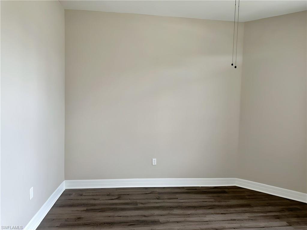 SWAN LAKE SOUTH - Residential
