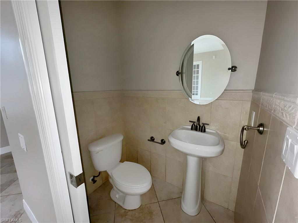 SWAN LAKE SOUTH - Residential